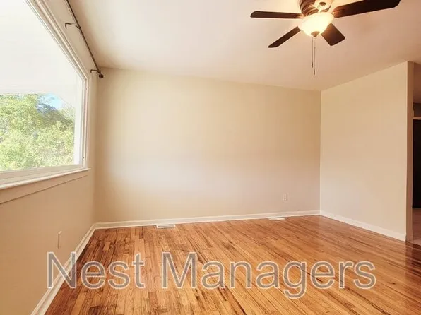 2201 Ireland Dr, Fayetteville, NC 28306