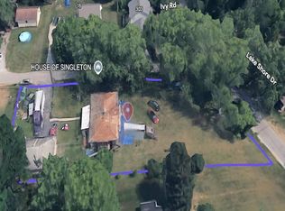 221 Lake Shore Dr, Medway, OH 45341