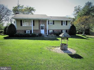 65 Mummert Ave, Hanover, PA 17331