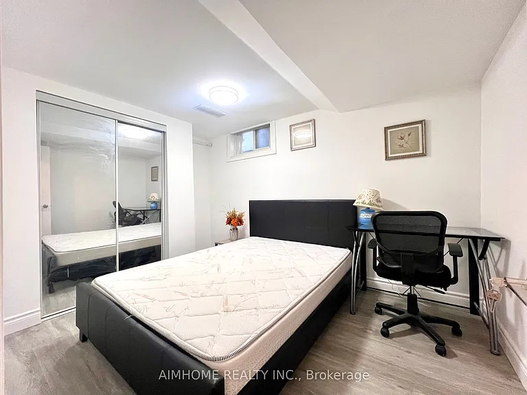 74 James Gray Dr #BASEMENT — Photo 12