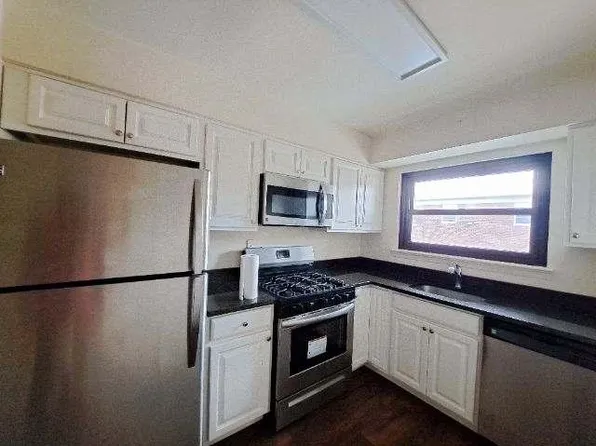 22 Passaic Ave APT 6B, Nutley, NJ 07110