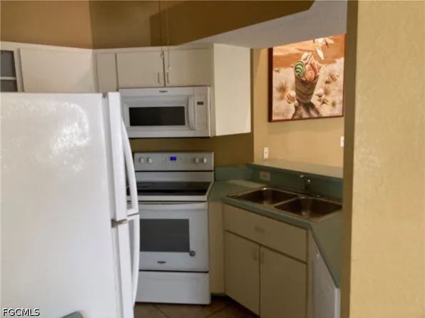603 SE 13th Ter, Cape Coral, FL 33990
