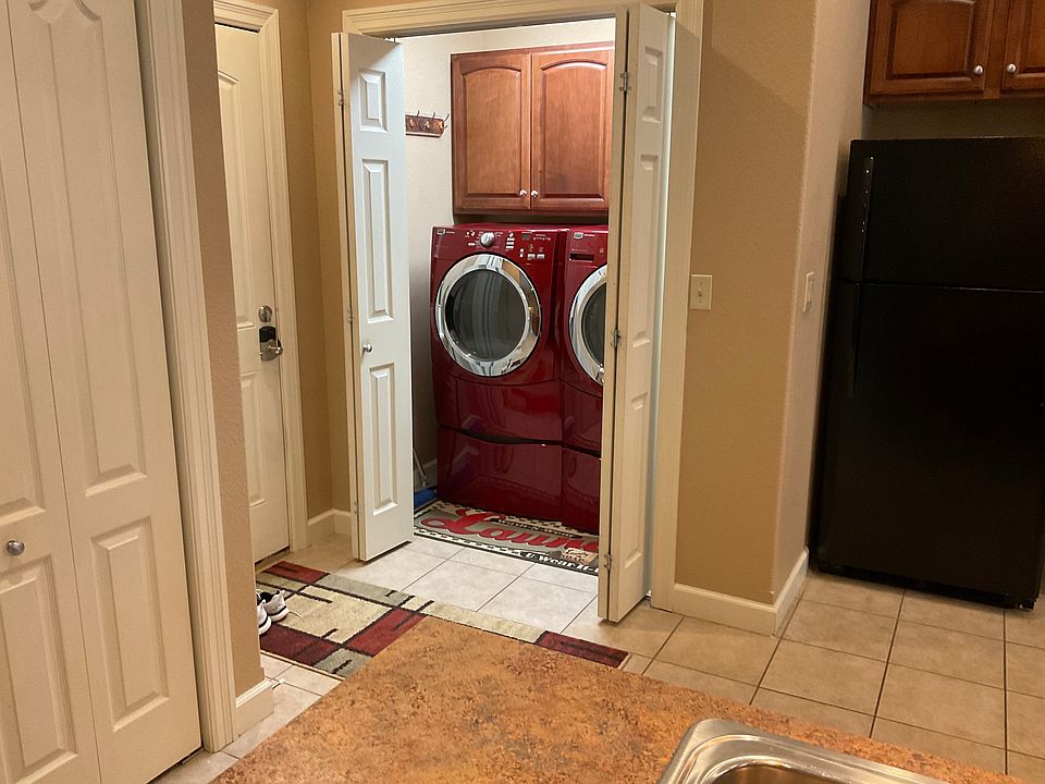 1st image of 1547 Leisure Ct
