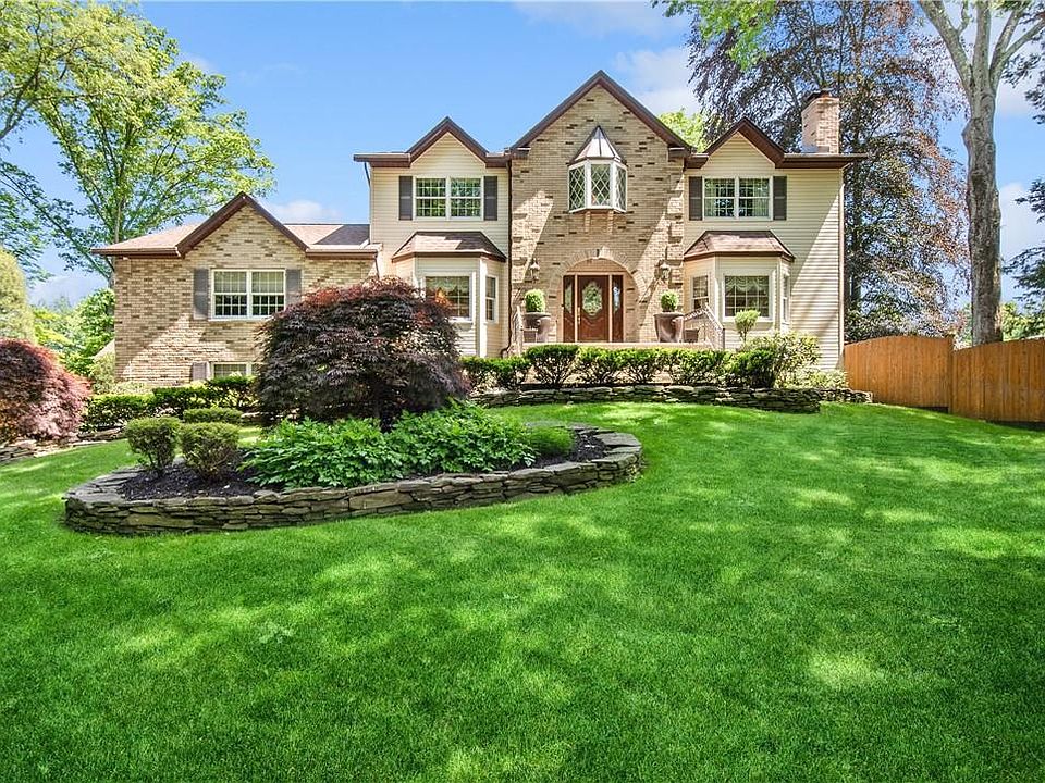 1st image of 18 Croyden Lane