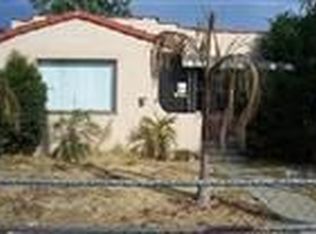 3585 E 54th St, Maywood, CA 90270