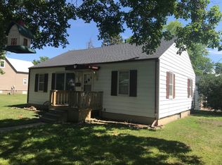219 E 4th St, Gibson City, IL
