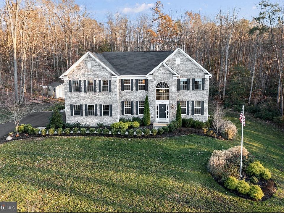 1st image of 120 Perth Dr