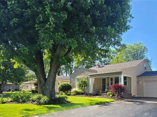 3902 Ayrshire Dr, Youngstown, OH 44511