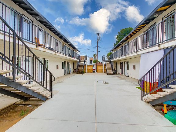 5th image of 3845 Chamoune Ave APT 17
