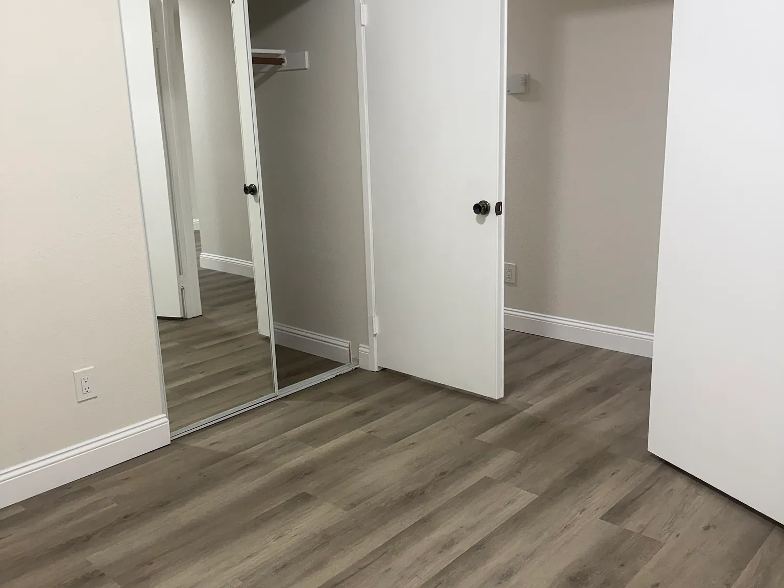 2875 Atlanta Dr — Photo 1