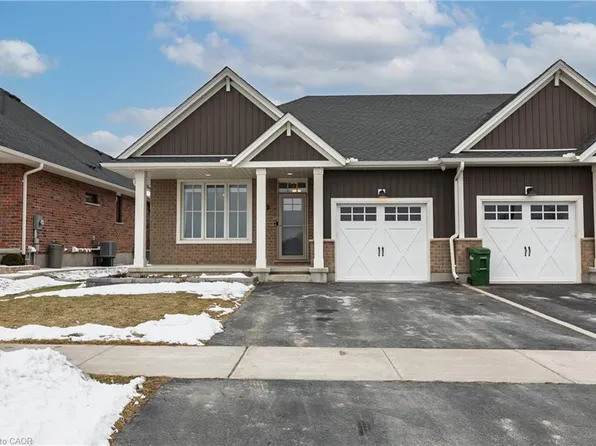 16 Renaissance Dr, Saint Thomas, ON N5R 0J9