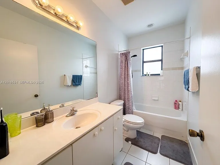 1575 SE 20th Rd #1 — Photo 13