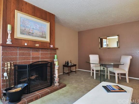 3rd image of 1460 Manhattan Beach Blvd