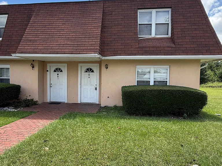 102 Helen Dr #A — Photo 2