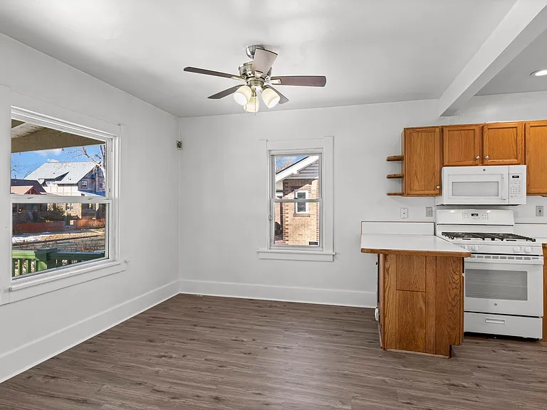 2058 S Corona St — Photo 9