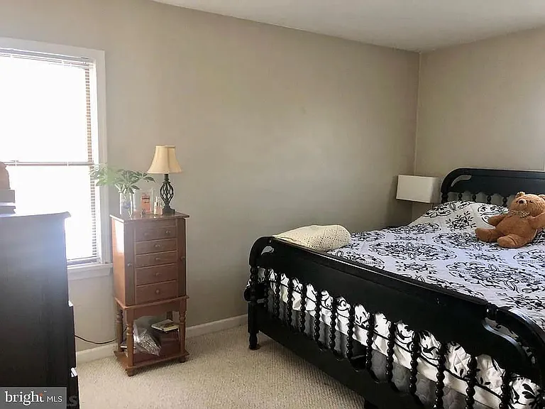 2452 Lexington Cir — Photo 7