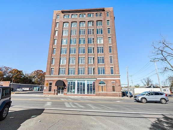 2nd image of 146 Court St APT 603