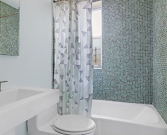 5th image of 297 13th St #3D