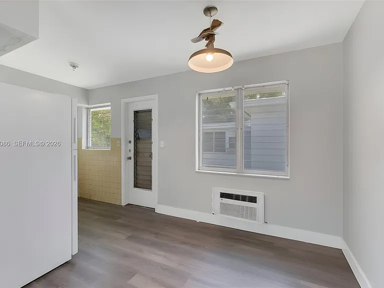 923 N 17th Ave #2 — Photo 5