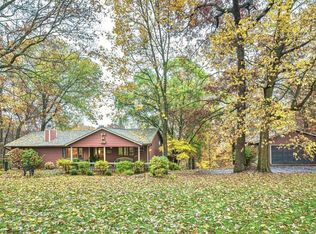 2 Buckeye Ct, Galena, IL 61036