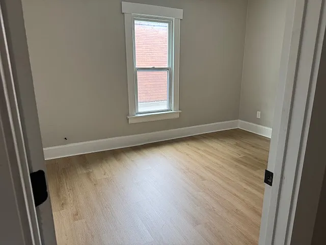 217-219 Clarendon Ave #217 — Photo 12