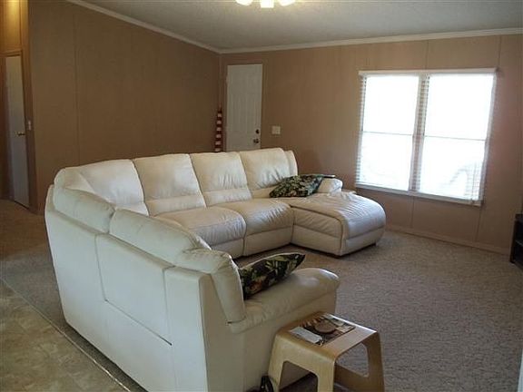 4th image of 120 Cedar Dr