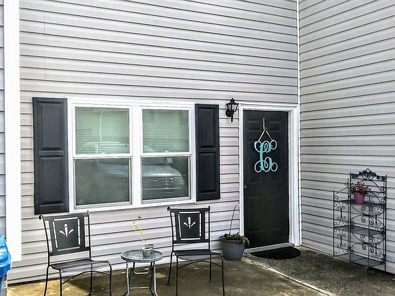 2nd image of 303 Hillsboro Ln