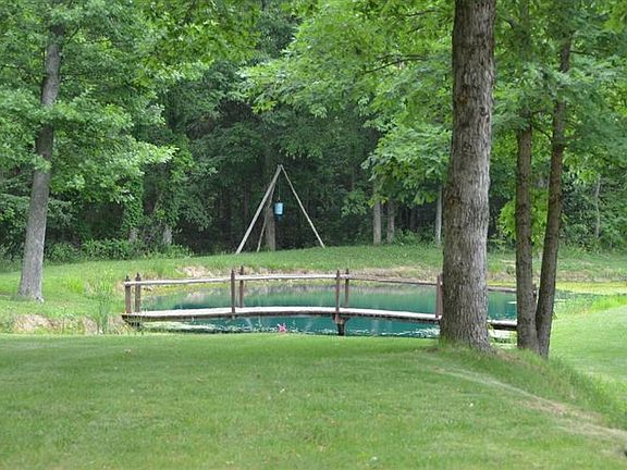 3rd image of 250 Hazard Ln
