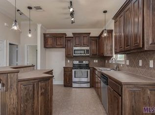 14423 Essen Terrace Dr, Gonzales, LA 70737