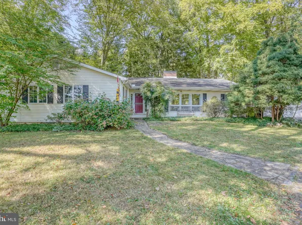 17 E Pkwy, Elkton, MD 21921