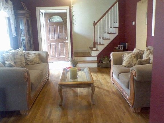 4th image of 78 Gladstone Ave