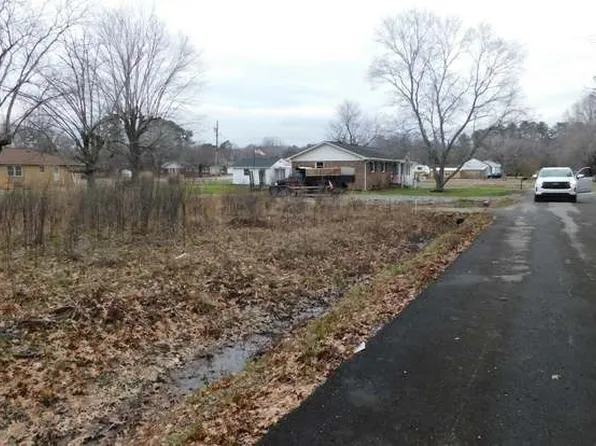 116 Sutton Ave, Waverly, TN 37185