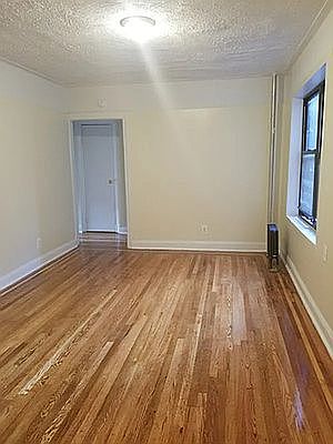 4th image of 1462 Taylor Ave APT 14