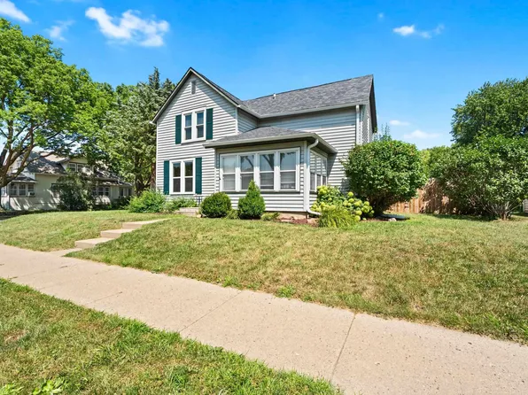 335 N Plum St, Vermillion, SD 57069