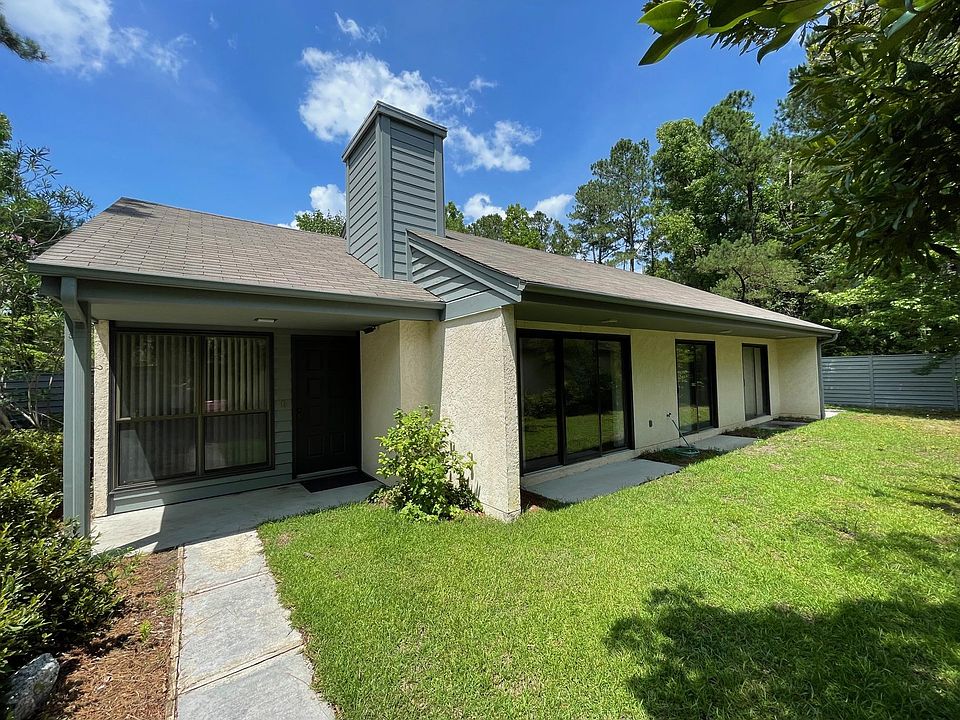 1st image of 1429 Suncourt Villa Dr