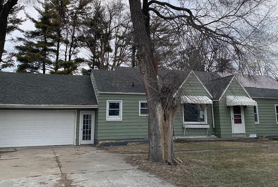 1st image of 1606 E 73rd Ave