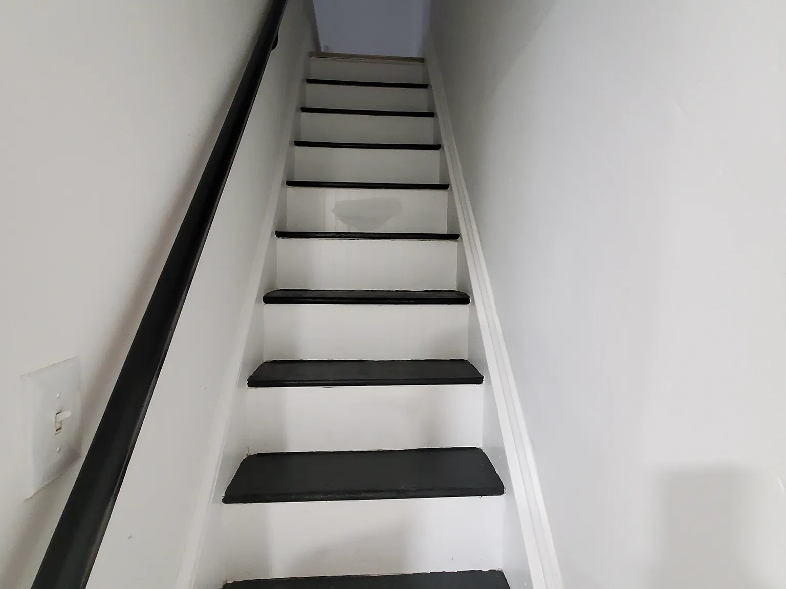1 bed, 764 sqft, $1,350 — Photo 3
