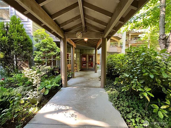 4th image of 1684 152nd Avenue NE #W306