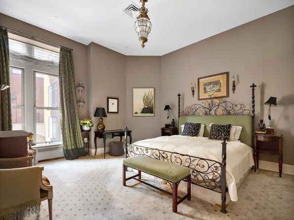 455 Central Park West image 8 of 16