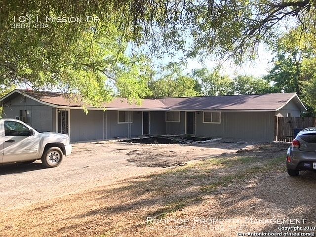 1st image of 1011 Mission Dr