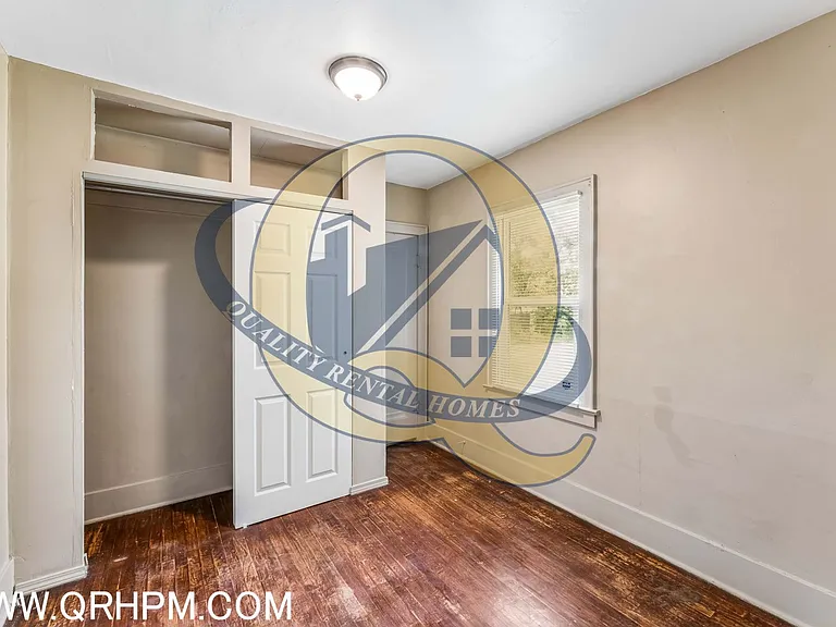 1205 Pinehurst Ave — Photo 11