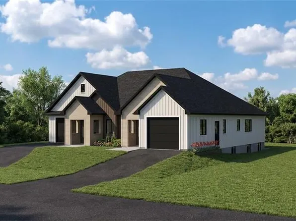 13 Cobalt St N #A, Perth East, ON N0K 1M0