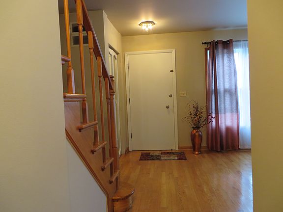 5th image of 454 Duck Ln
