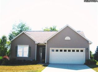 920 Highridge Ln, Kent, OH 44240