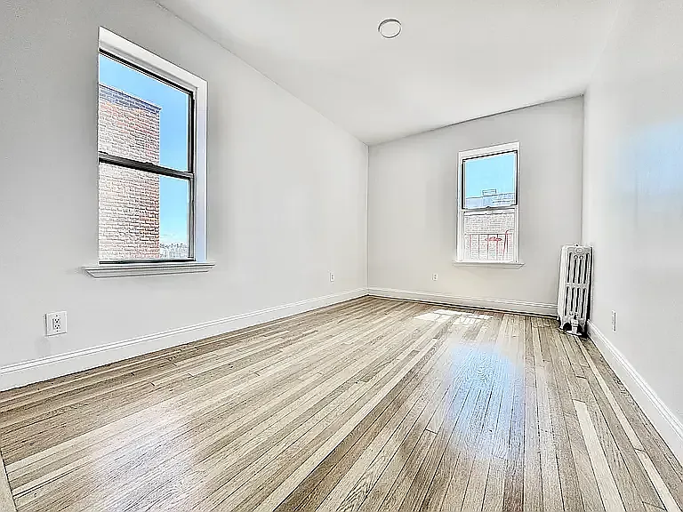 187 Pinehurst Ave #5C — Photo 4
