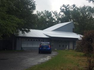 5748 Bulb Farm Rd, Wellborn, FL 32094