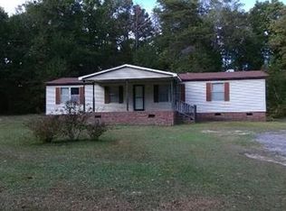 202 Peay Ridge Rd, Great Falls, SC 29055