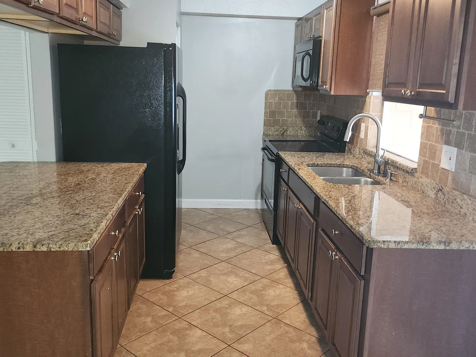 11918 Cypress Vis — Photo 2