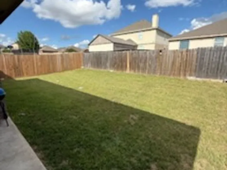 6711 Taree Loop — Photo 17