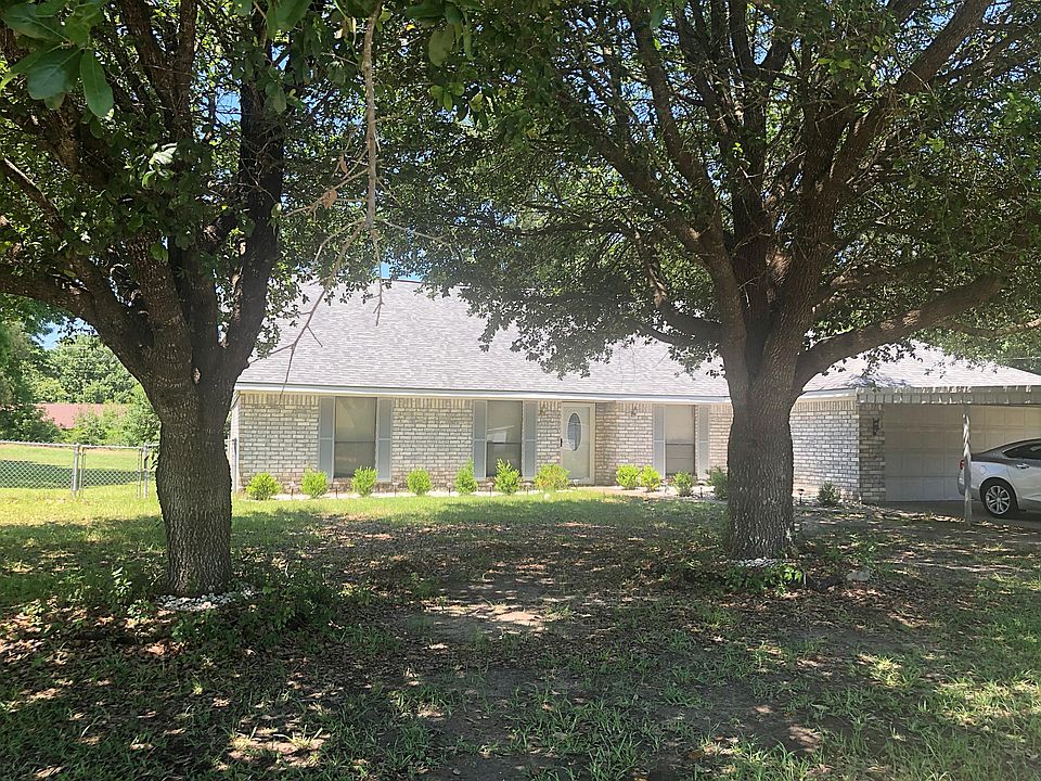2nd image of 113 Jennifer Dr